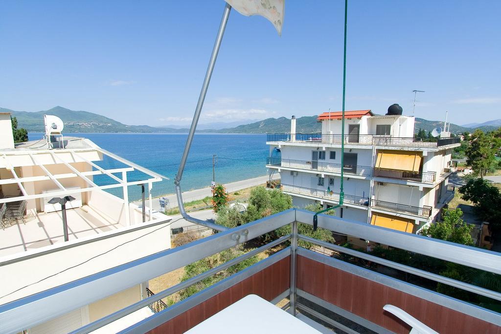 Valkaniotis Apartments لوترا إديبسو المظهر الخارجي الصورة